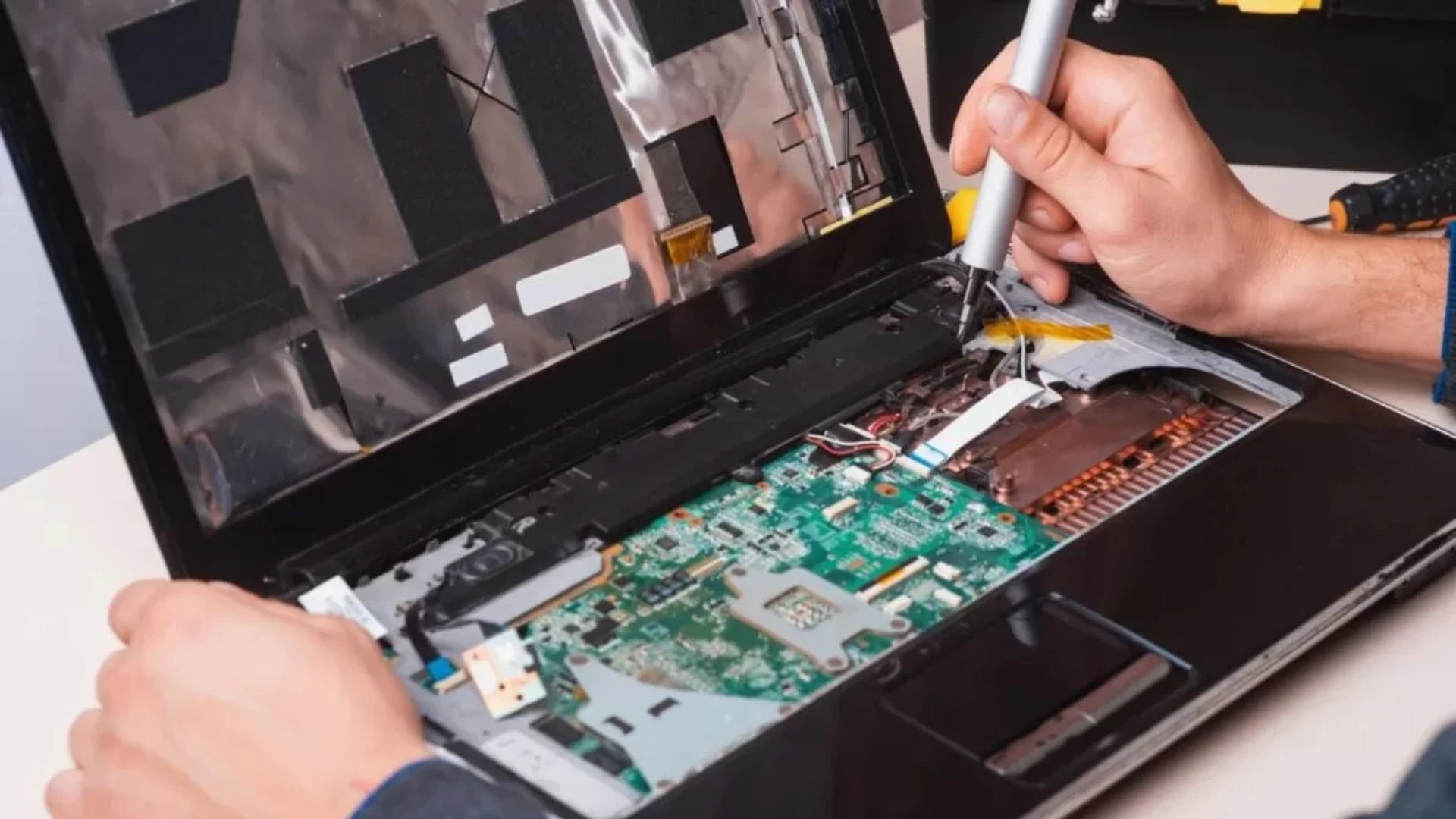 Reparo Físico Notebook
